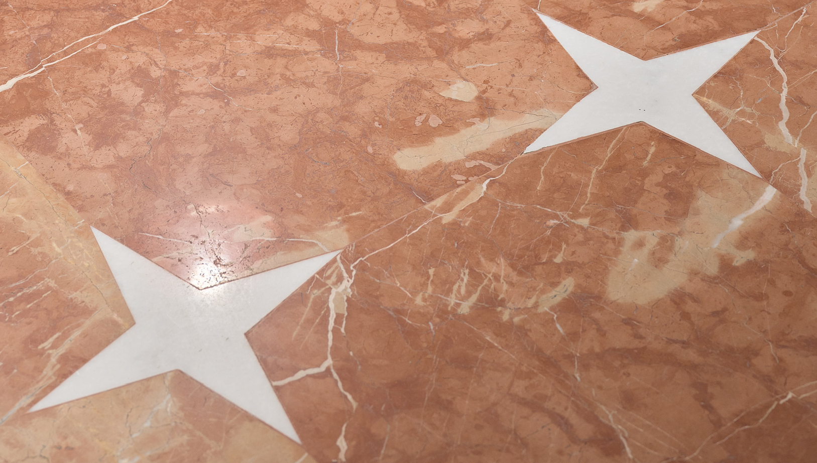 Design — Nova project detail
